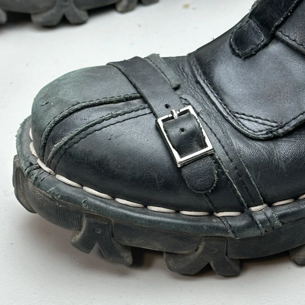 Used  Black Leather Skull & Bones‎ Goth Biker Boots 1809-255 Size 7.5/Men's 9/WM